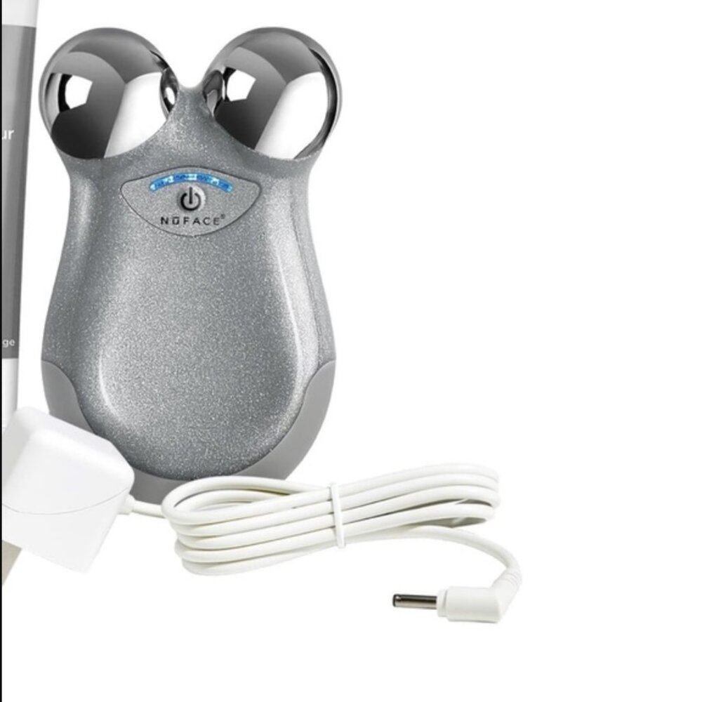 NEW! NuFACE Mini Platinum Facial Toning Device with charger, instructions